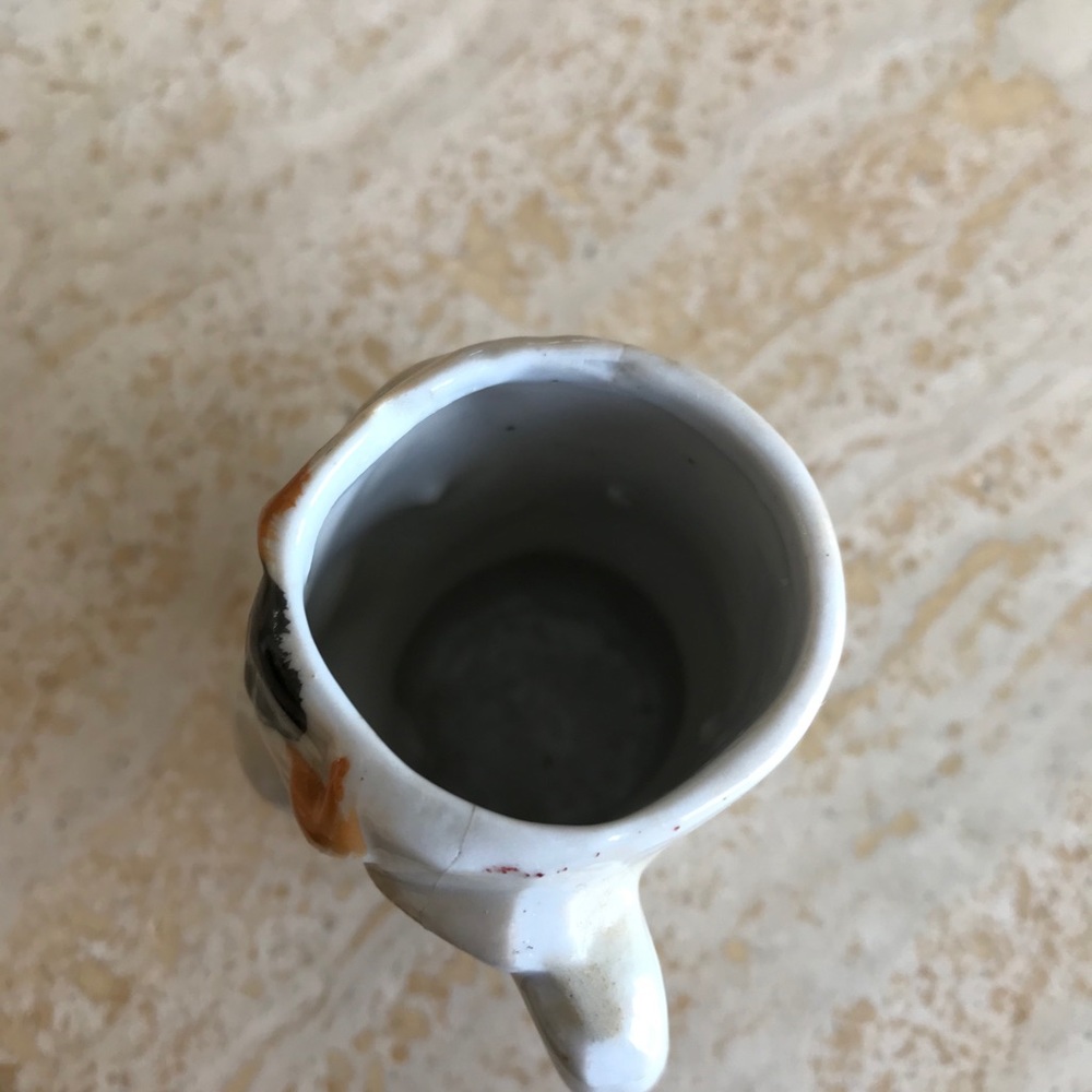 VINTAGE MINITATURE COW MUG - Picture 6 of 8